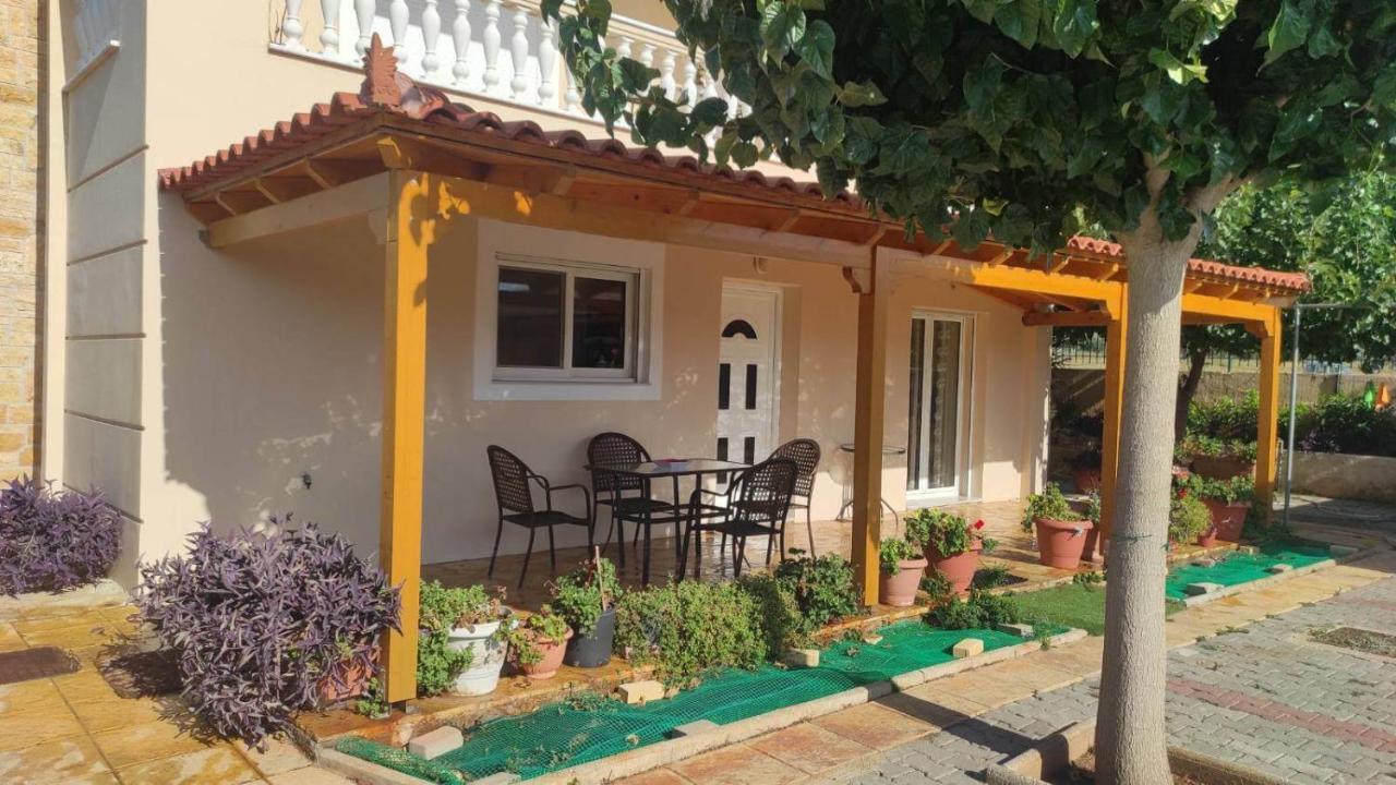 Evelina'S Suite Artemida  Exterior photo